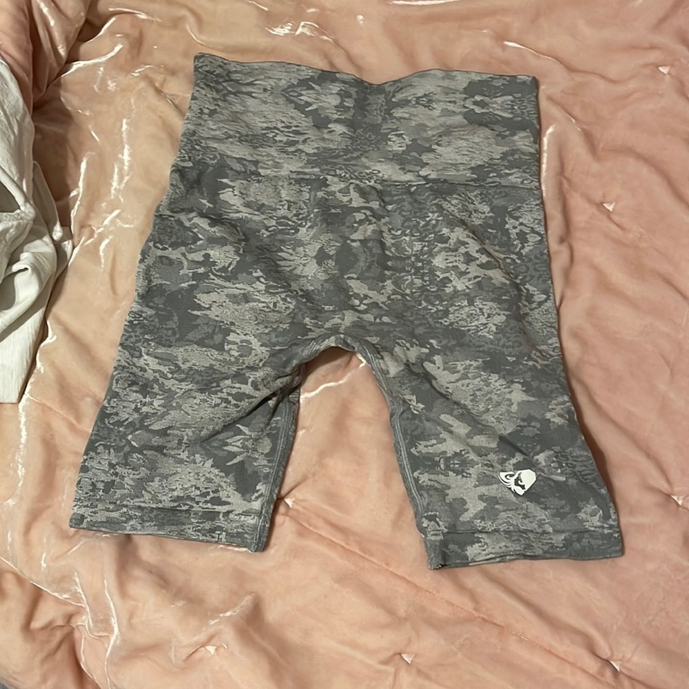 Small Women’s Best shorts